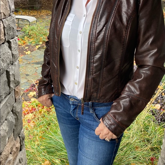 Bomber jacket - Picture 3 of 8